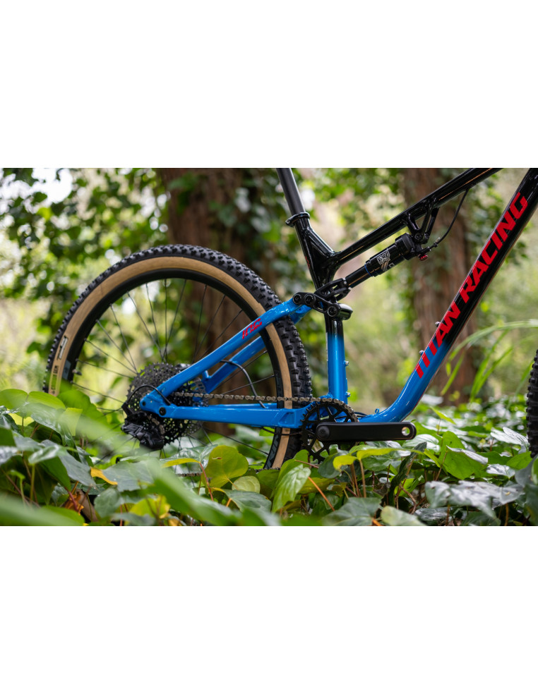 Велосипед горный двухподвес TITAN RACING Cypher 120 Sport К:29" Р:M(17") Black/Blue/Red 2200000036698 Горные велосипеды TITAN RACING 158 900 ₽