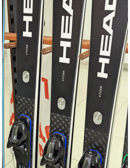 Горные лыжи HEAD Supershape e-Titan SW BBPR black blue 163   PRD 12 GW 2200000044242 Горные лыжи в Уфе HEAD 113 990 ₽
